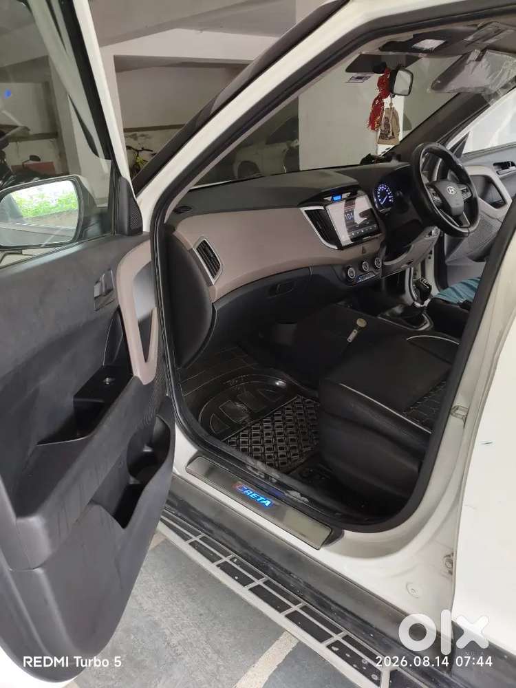 Hyundai Creta 2017 Petrol/cngmanual, Single Person Driven, Immaculate