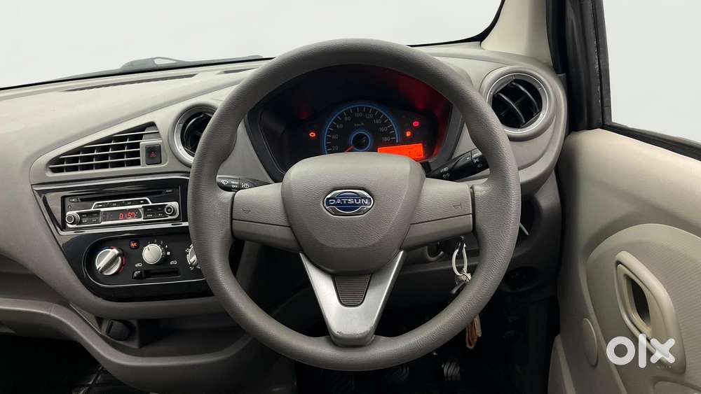 Datsun Redigo T Option, 2016, Petrol