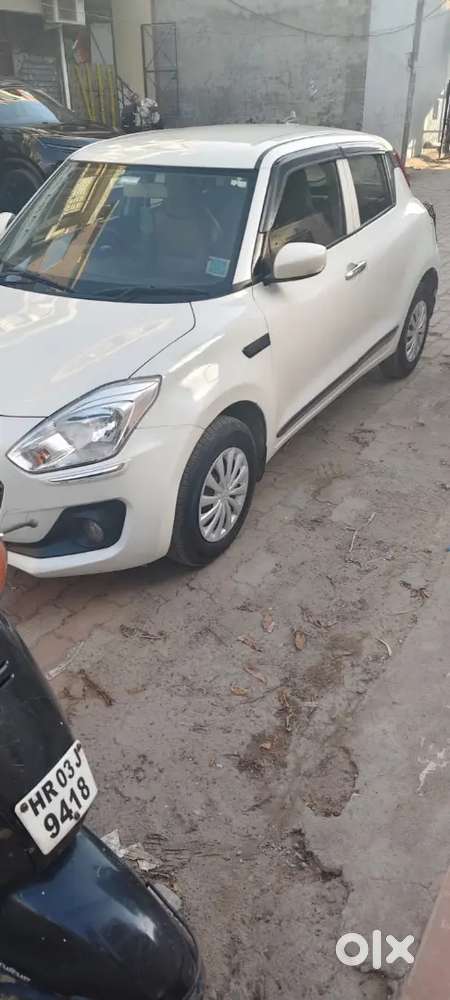 Maruti Suzuki Swift 2023 Petrol Well Maintained