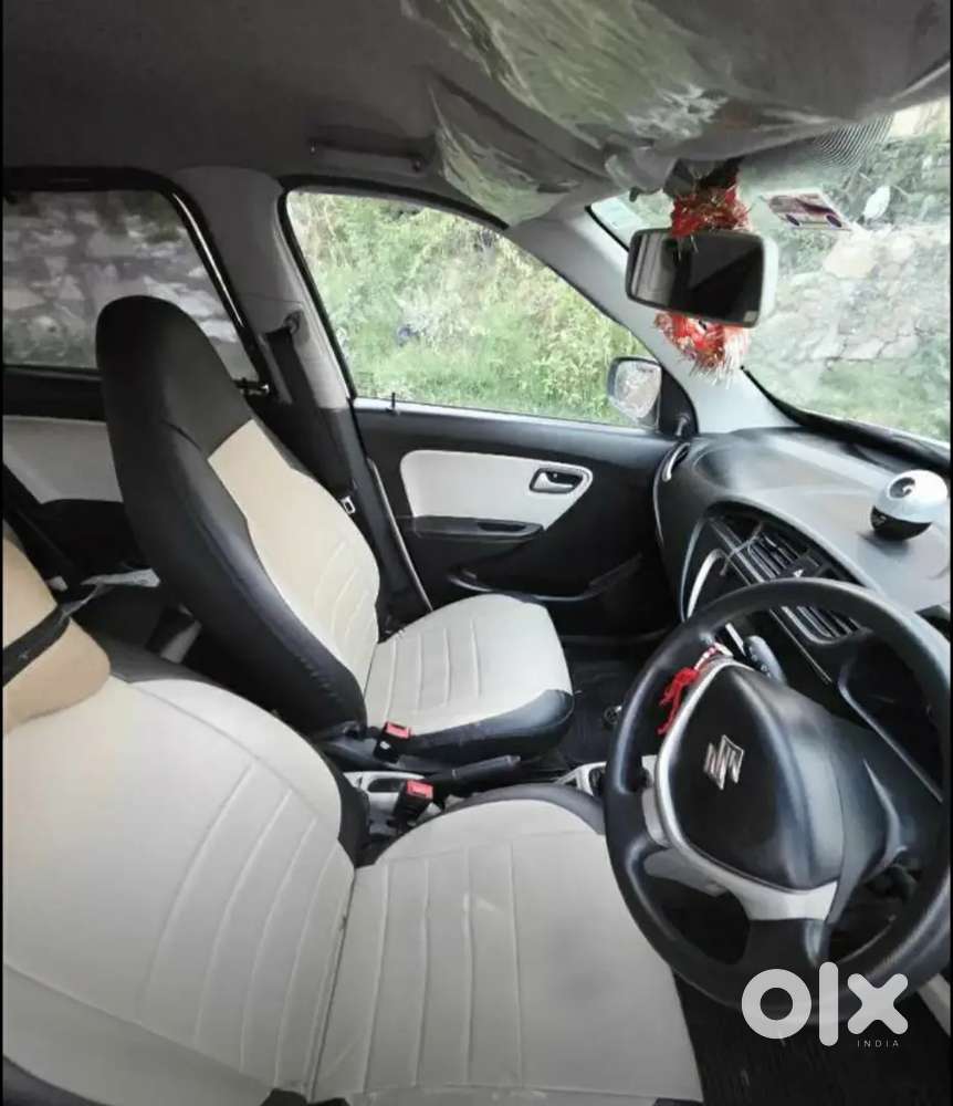 Showroom Condition Screcth Less Car Hai Full Acceserries Lagi Hui Hai