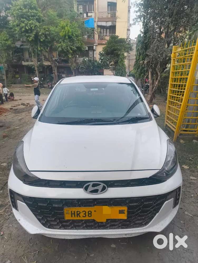 Hyundai Aura 2023 Cng