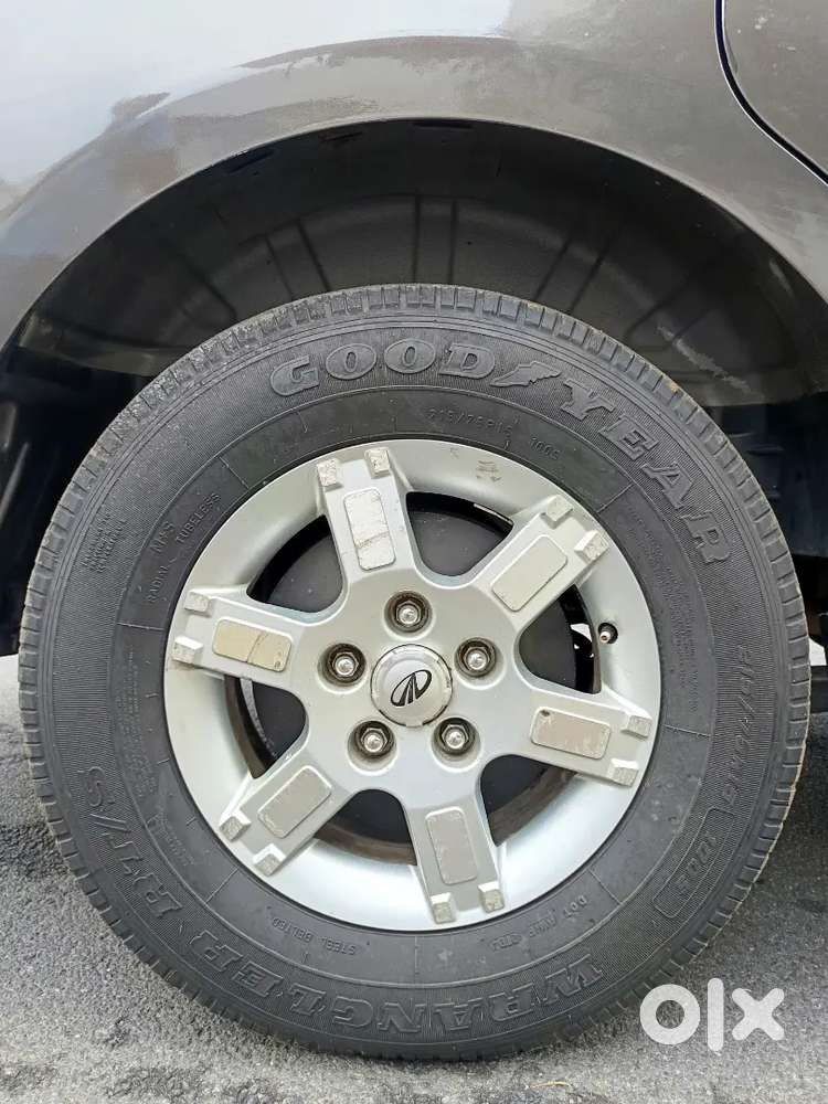 Mahindra Xylo E8 Diesel Manual 2009