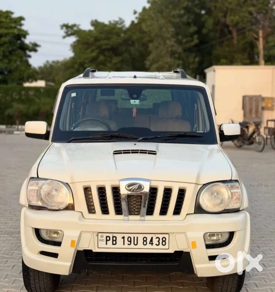 Mahindra Scorpio 2.2 2012 Diesel Manual
