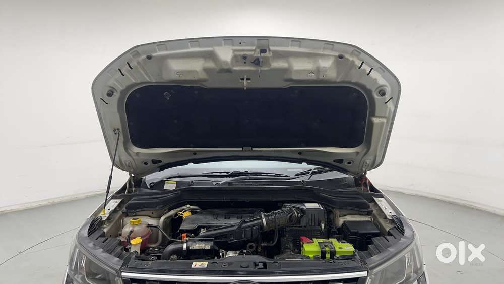 Mahindra Xuv300 W8 Option, 2019, Petrol