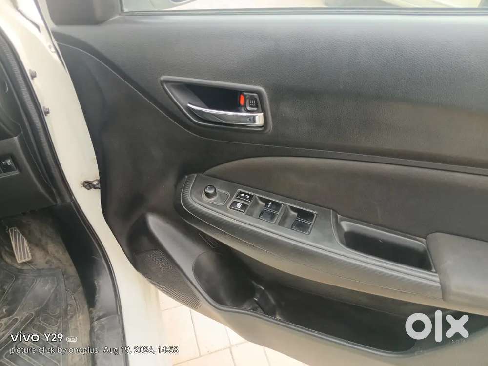 Maruti Suzuki Swift Vxi 2021
