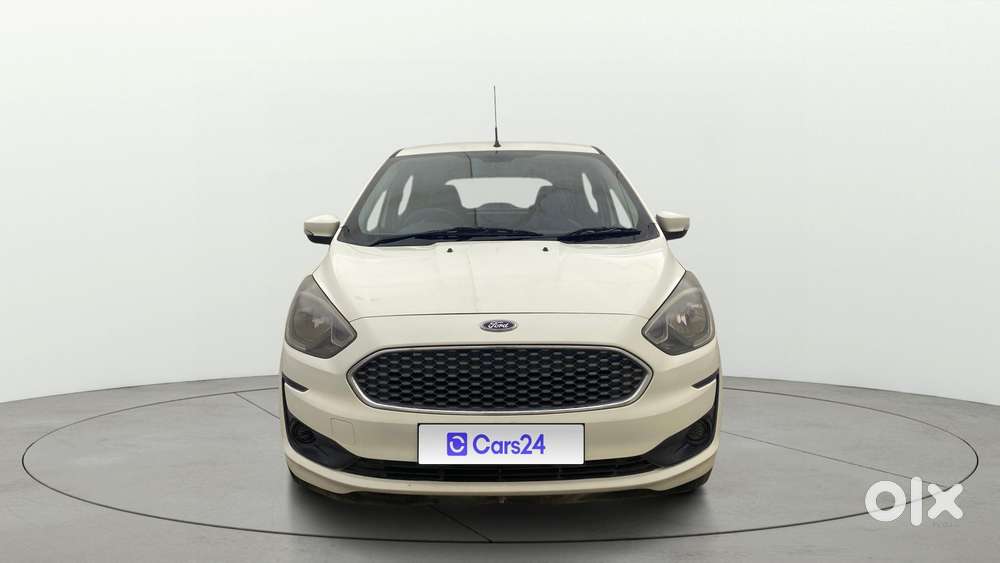 Ford Figo 2012-2015 Petrol Titanium, 2020, Petrol