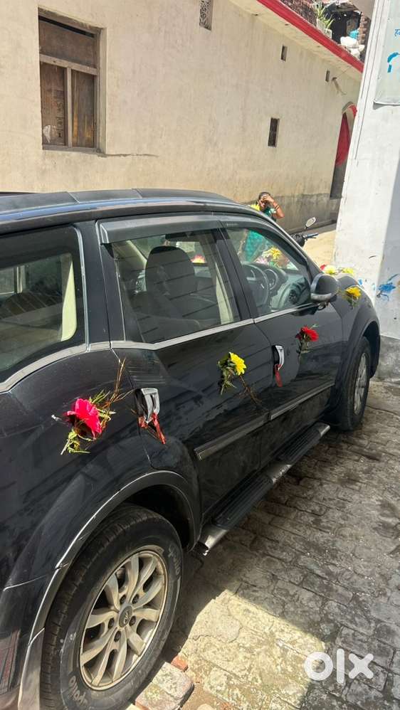 Mahindra Xuv500 W8 2015
