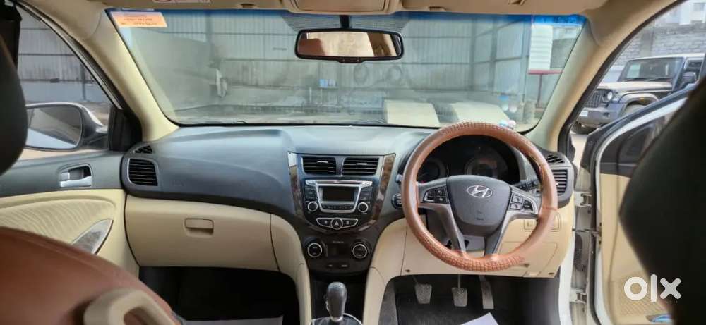Hyundai Verna 2015 Petrol Manual