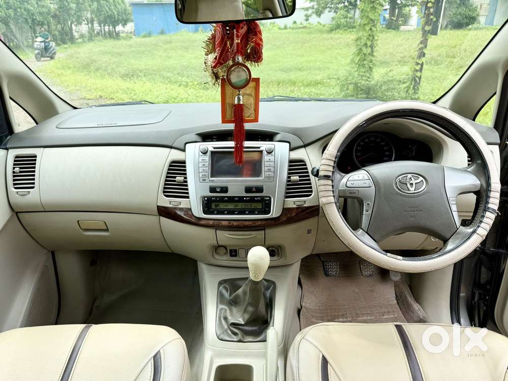 Toyota Innova 2.5 Vx 7 Seater Bs Iv, 2013, Diesel