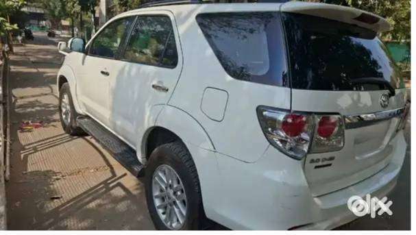 Toyota Fortuner 3.0l, Very Good Condition Family Suv