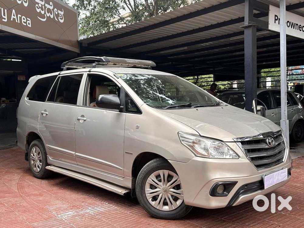 Toyota Innova 2.5 G (Diesel) 8 Seater, 2013, Diesel
