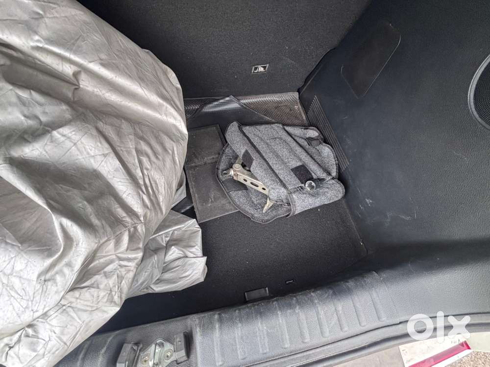 Kia Sonet Petrol Automatic 2021