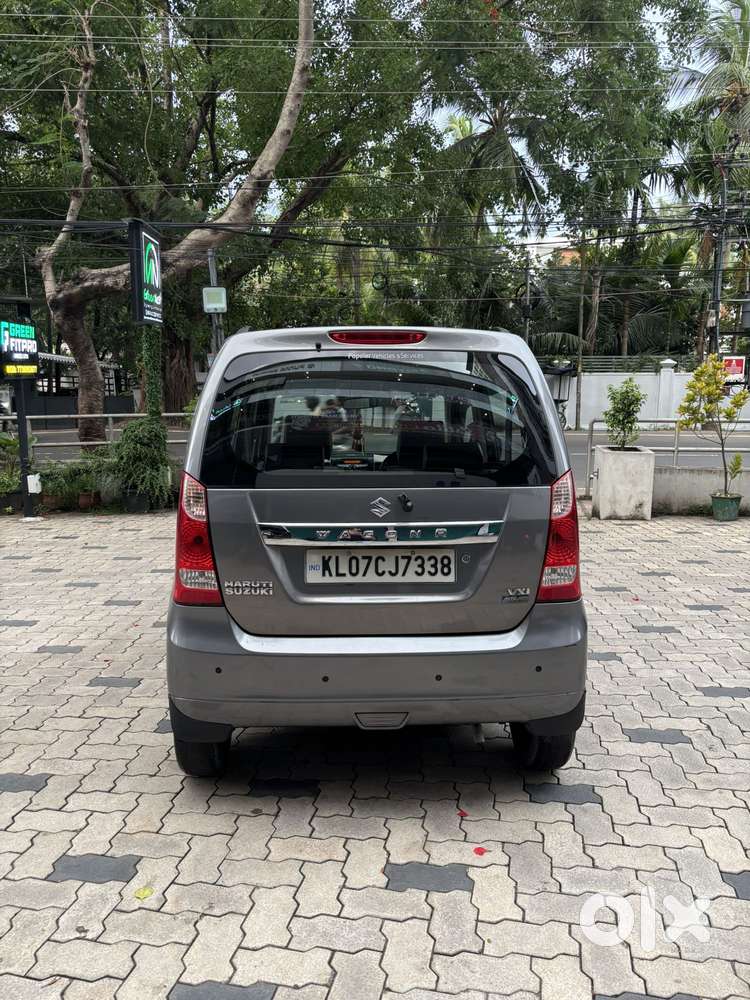 Maruti Suzuki Wagon R Vxi Optional, 2017, Petrol