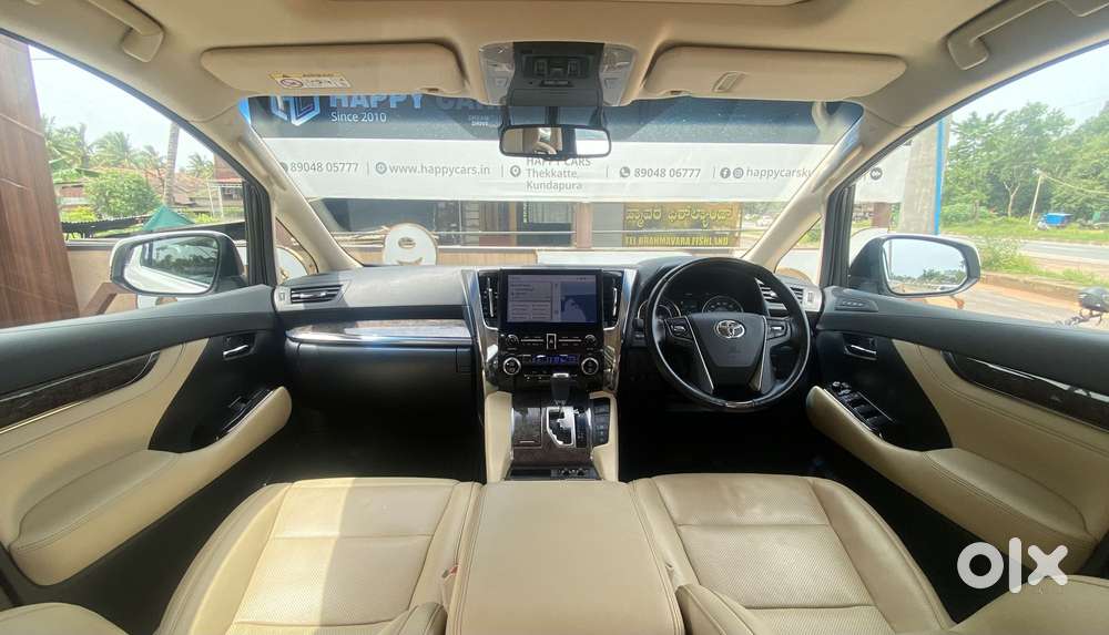 Toyota Vellfire Vip – Executive Lounge, 2022, Petrol