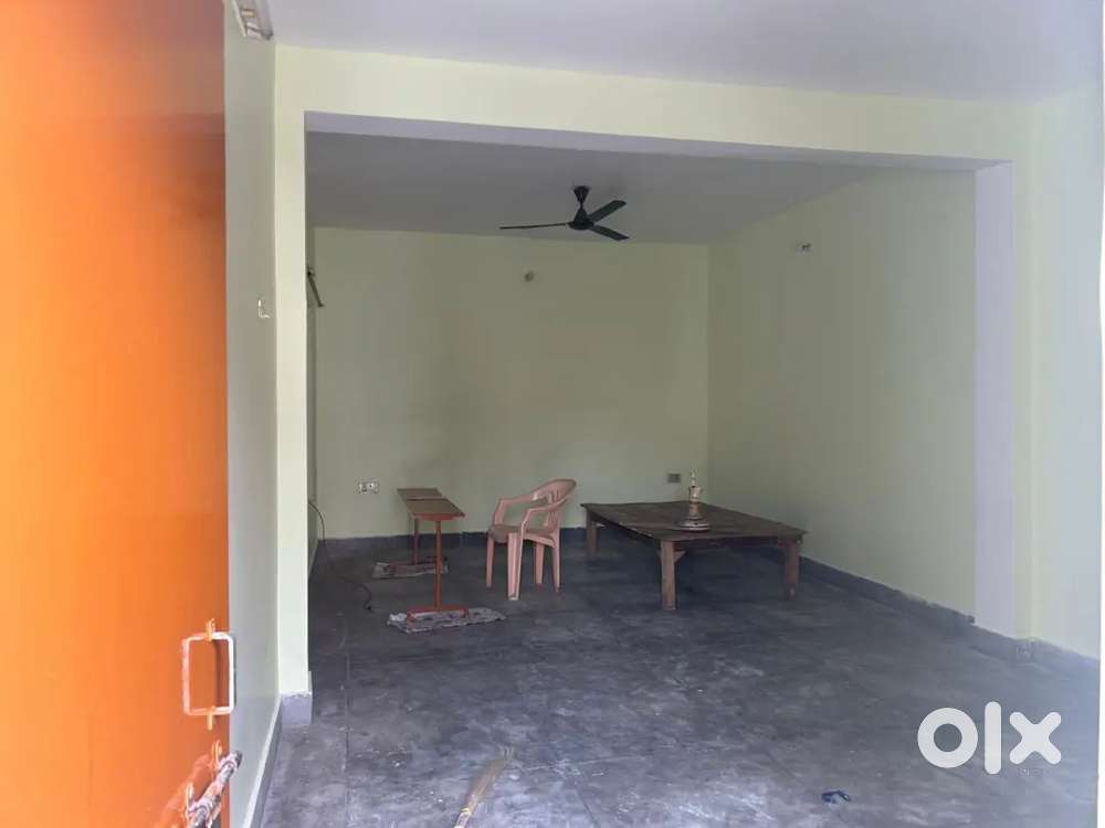 Office godown store vistar
