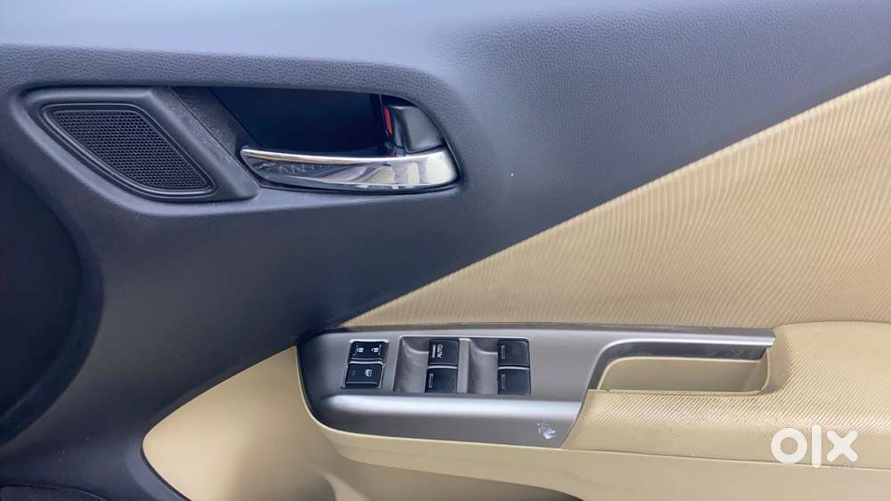 Honda City 2015-2017 I Vtec V, 2016, Petrol