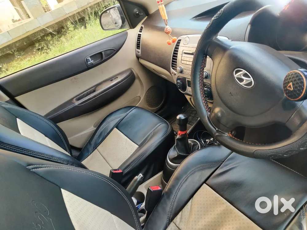 Hyundai I20 Magna Petrol 2011