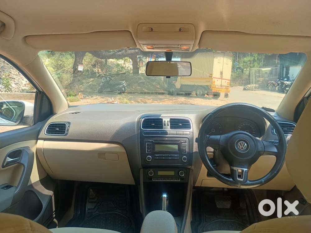 Volkswagen Vento 1.6 Highline, 2011, Petrol