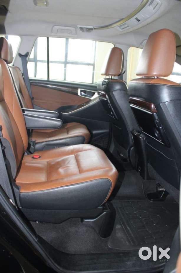 Toyota Innova Crysta 2.8 Z, 2016, Diesel