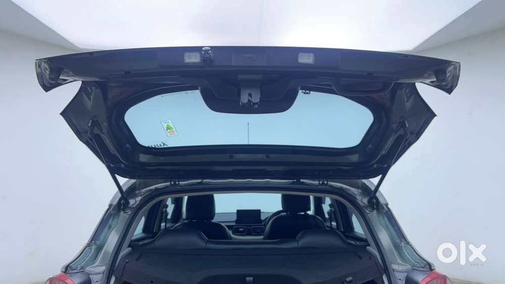 Tata Punch 1.2 Revotron Accomplished Camo Amt, 2023, Petrol