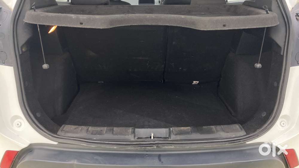 Tata Nexon 1.2 Revotron Xza Plus, 2018, Petrol