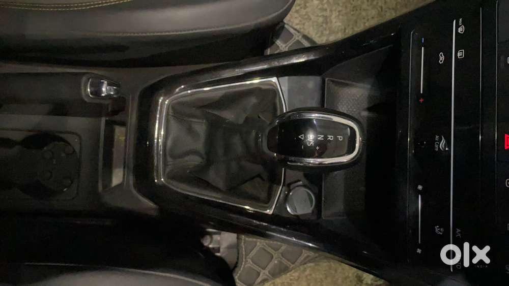 Skoda Kushaq Style 1.0l Tsi At, 2023, Petrol