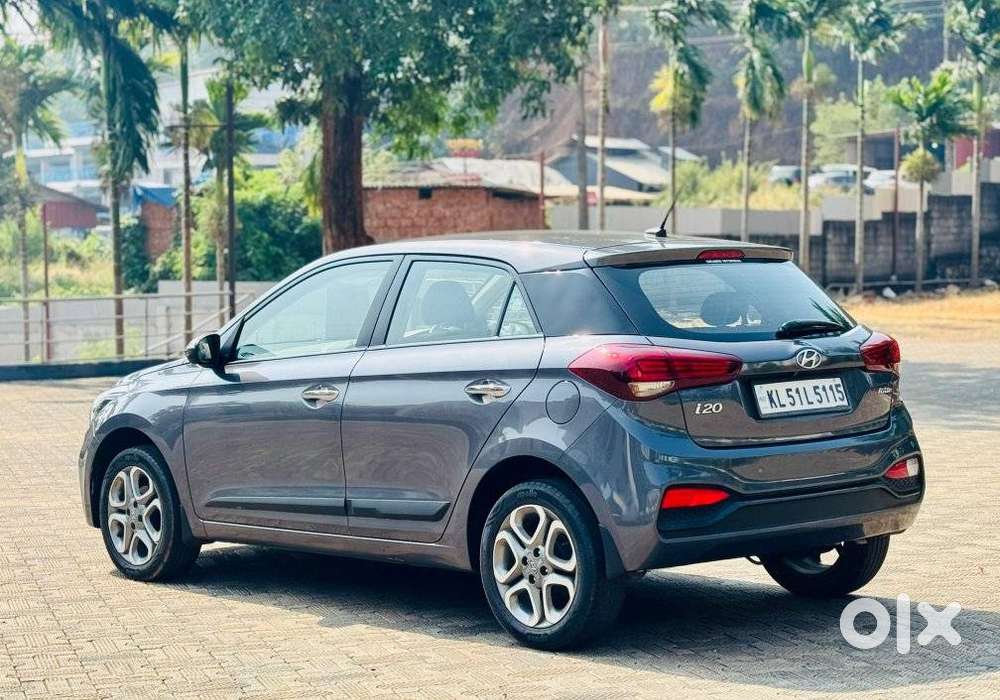 Hyundai Elite I20 1.2 Asta (o) Cvt, 2019, Petrol
