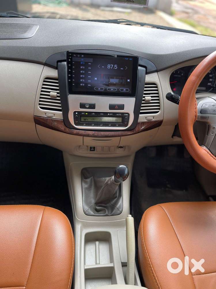 Toyota Innova Crysta 2.4 V, 2013, Diesel