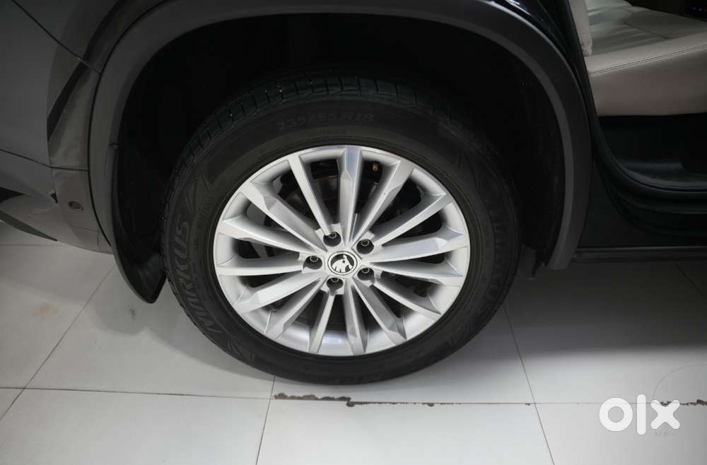 Skoda Kodiaq 2.0 L&k Tsi Dsg, 2023, Petrol