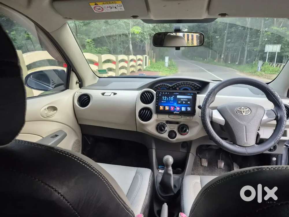 Toyota Etios Liva 2016