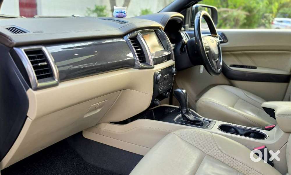 Ford Endeavour 3.2 Titanium At 4x4, 2016, Diesel