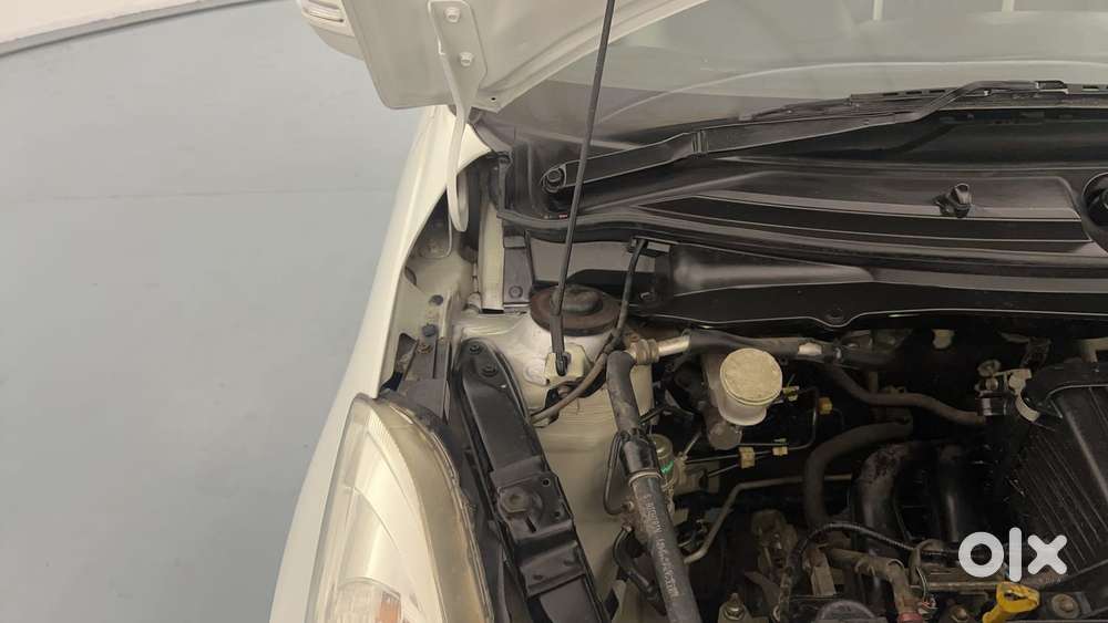 Maruti Suzuki Swift Vvt Vxi, 2014, Petrol