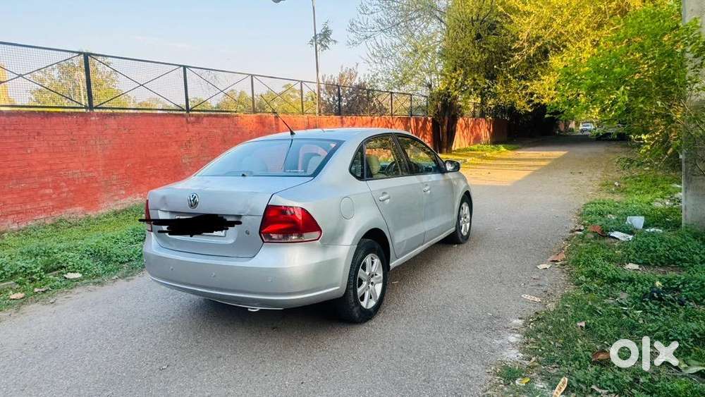 Volkswagen Diesel 2011 Car