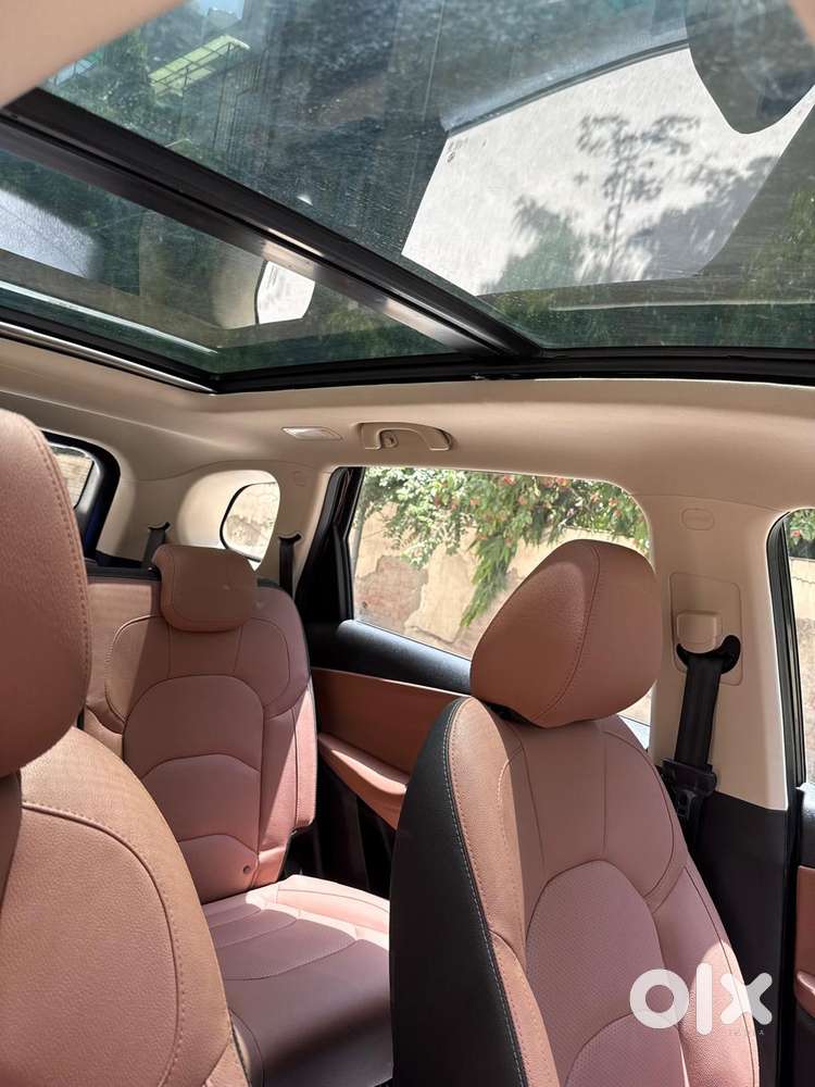 Mg Hector Plus Sharp Pro 1.5 Turbo Petrol 7 Str, 2023, Petrol
