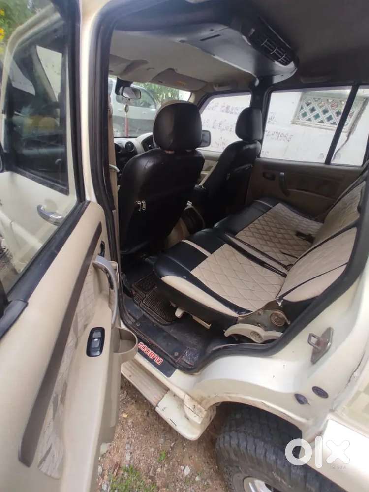 Mahindra Scorpio Vlx 2014