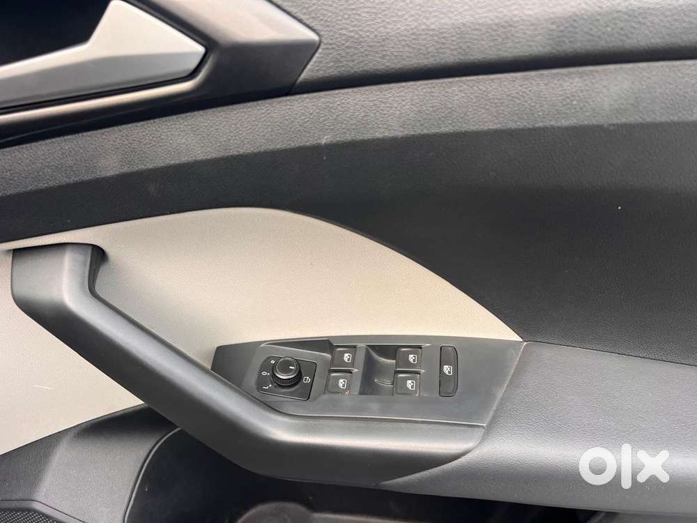 Volkswagen Taigun 1.0 Tsi Topline, 2022, Petrol