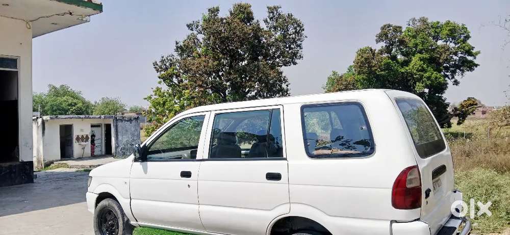 Chevrolet Tavera 2011 Diesel 79000 Km Driven