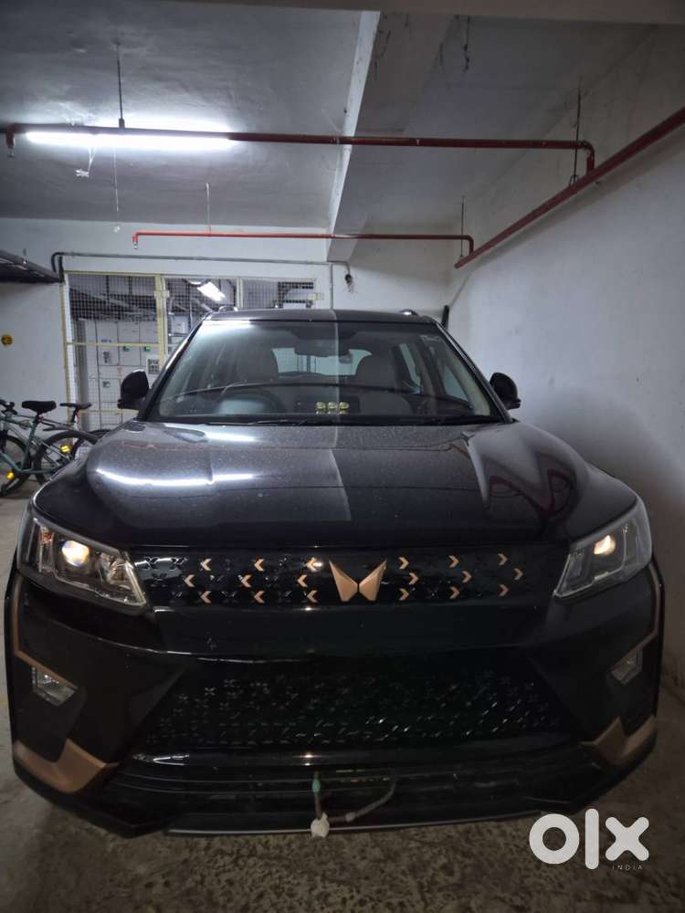 Mahindra Xuv400 2024 Electric With Company Charger In Good Condition