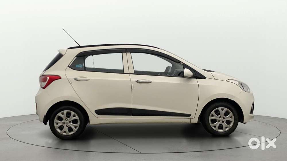Hyundai Grand I10 Sportz 1.2 Kappa Vtvt, 2015, Petrol