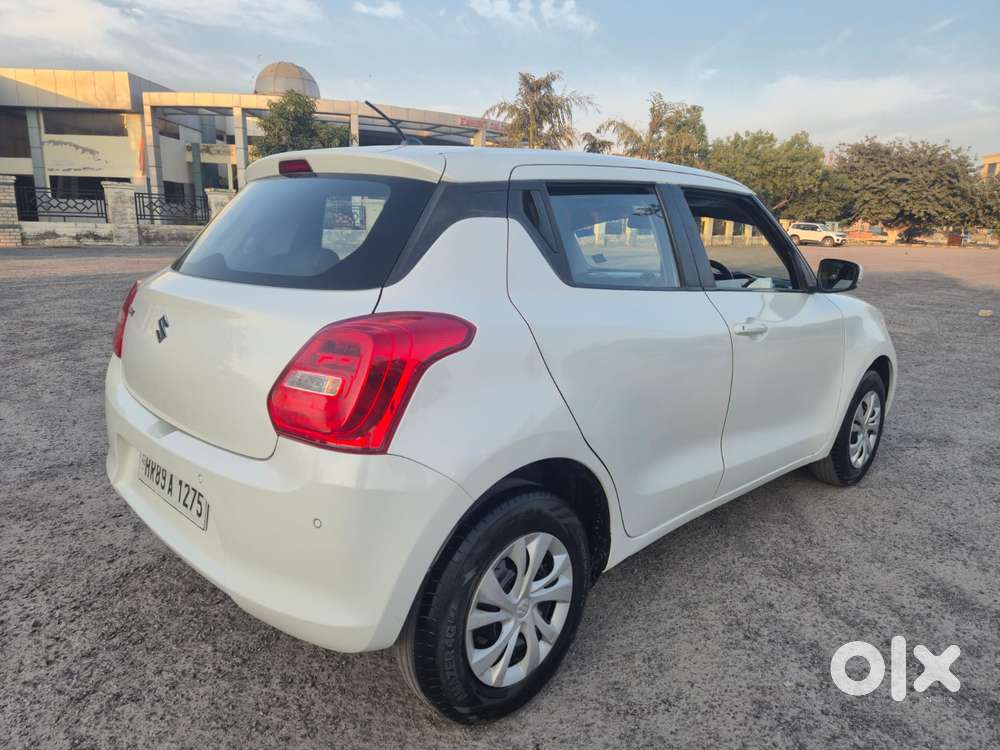 Maruti Suzuki Swift Vxi + Manual, 2021, Petrol