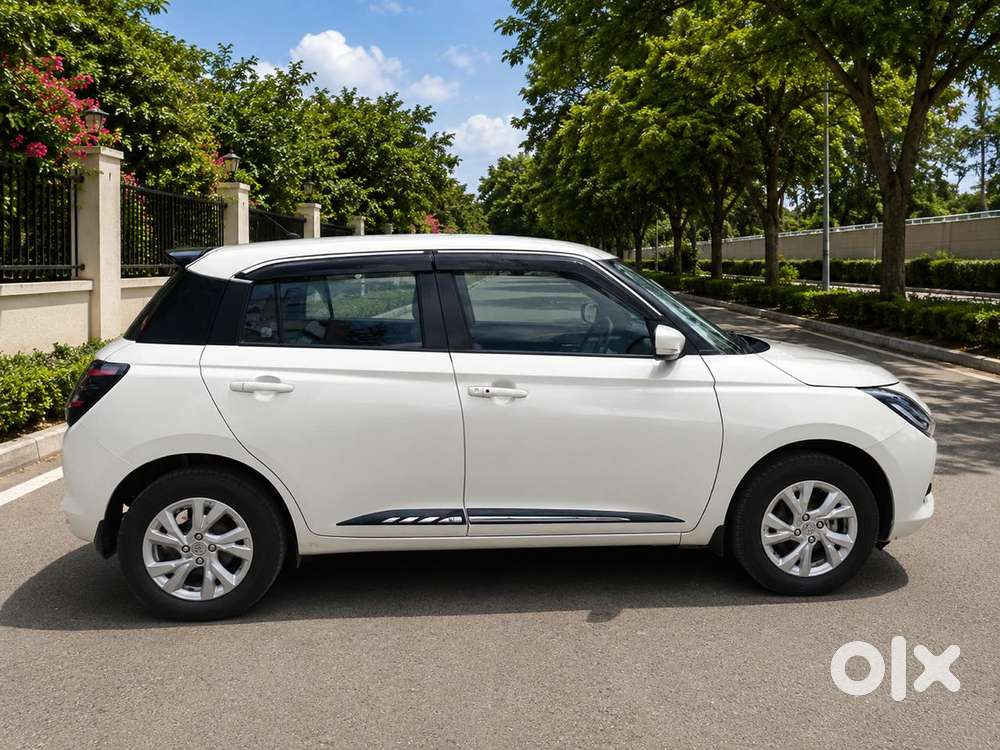 Maruti Suzuki Swift 1.3 Zxi, 2024, Petrol