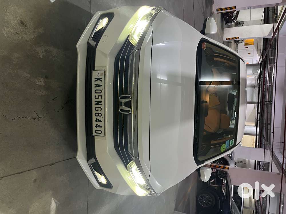 Honda Amaze Vx 2023 Petrol Well Maintained