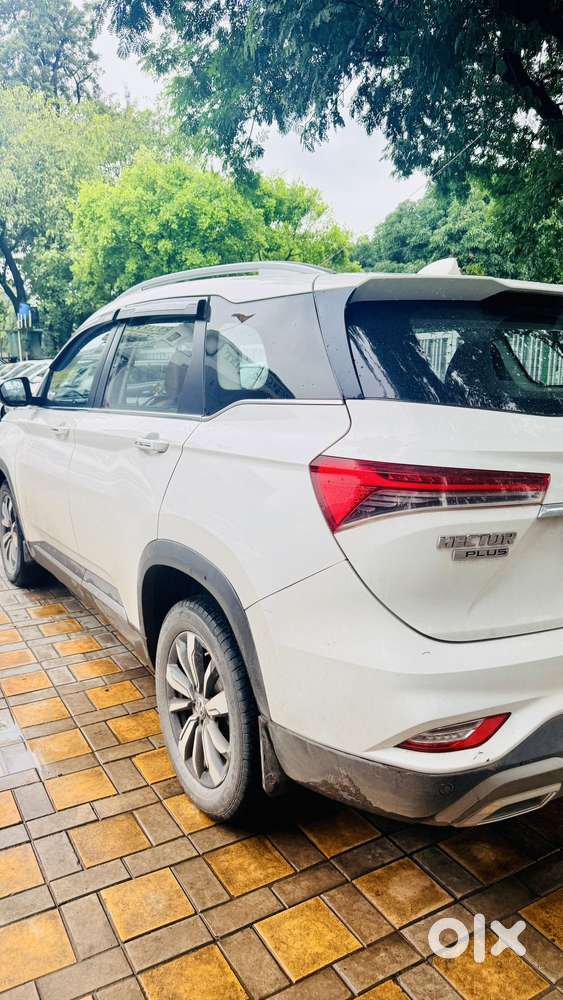Mg Hector Plus Sharp Pro 1.5 Turbo Petrol Cvt 6 Str Dual Tone, 2020,..