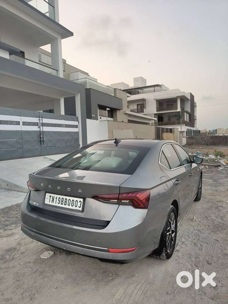 Skoda Octavia 2.0 L K Tsi At, 2022, Petrol
