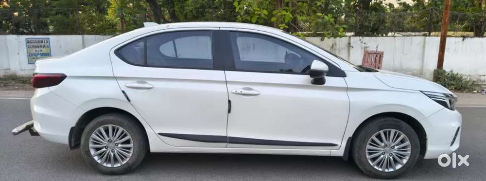 Honda City V Mt, 2022, Petrol