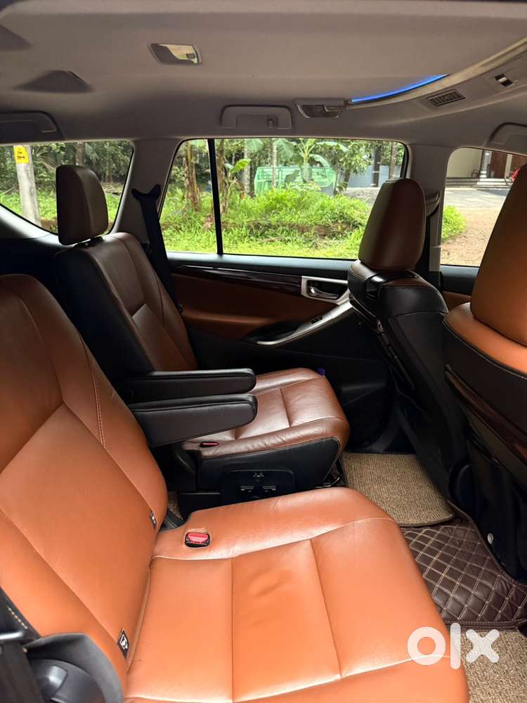 Toyota Innova Crysta 2016 Diesel Automatic