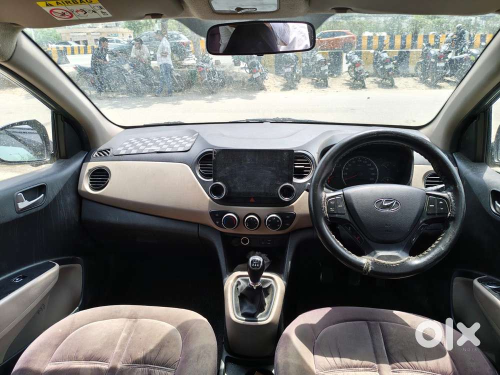 Hyundai Grand I10 Sportz, 2016, Petrol