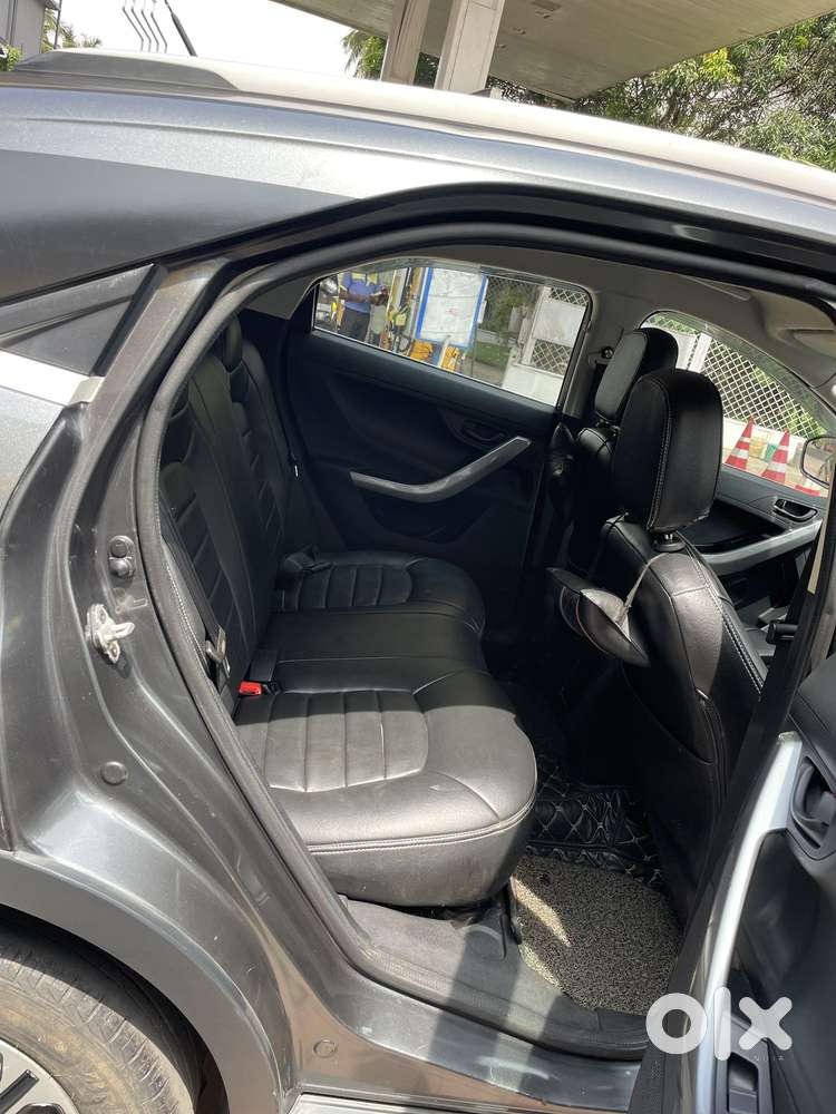 Tata Nexon Amt 1.2 Revotron Xma, 2020, Petrol