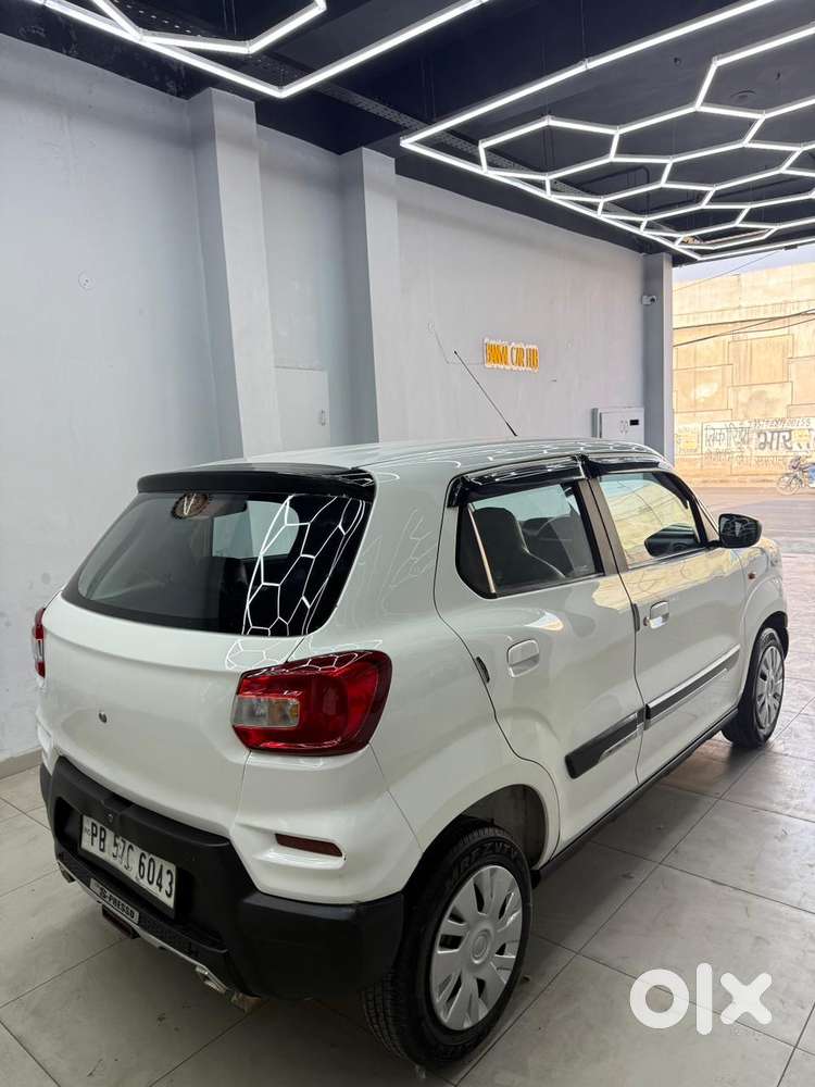 Maruti Suzuki S-presso Vxi Plus, 2022, Petrol