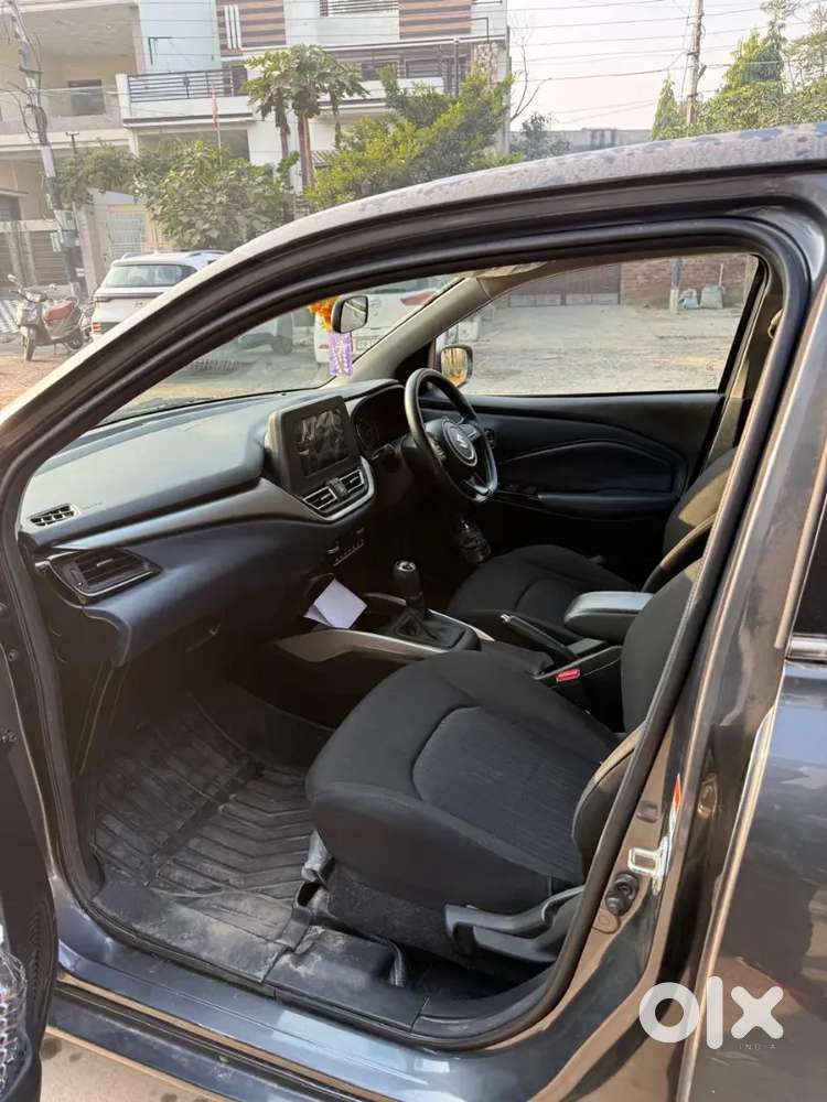 Maruti Baleno 1.2 Zeta 2024